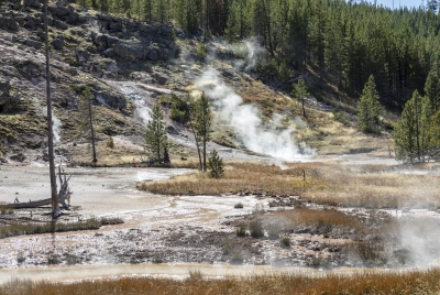 Fountain Painted Pots Yellowstone 2024
